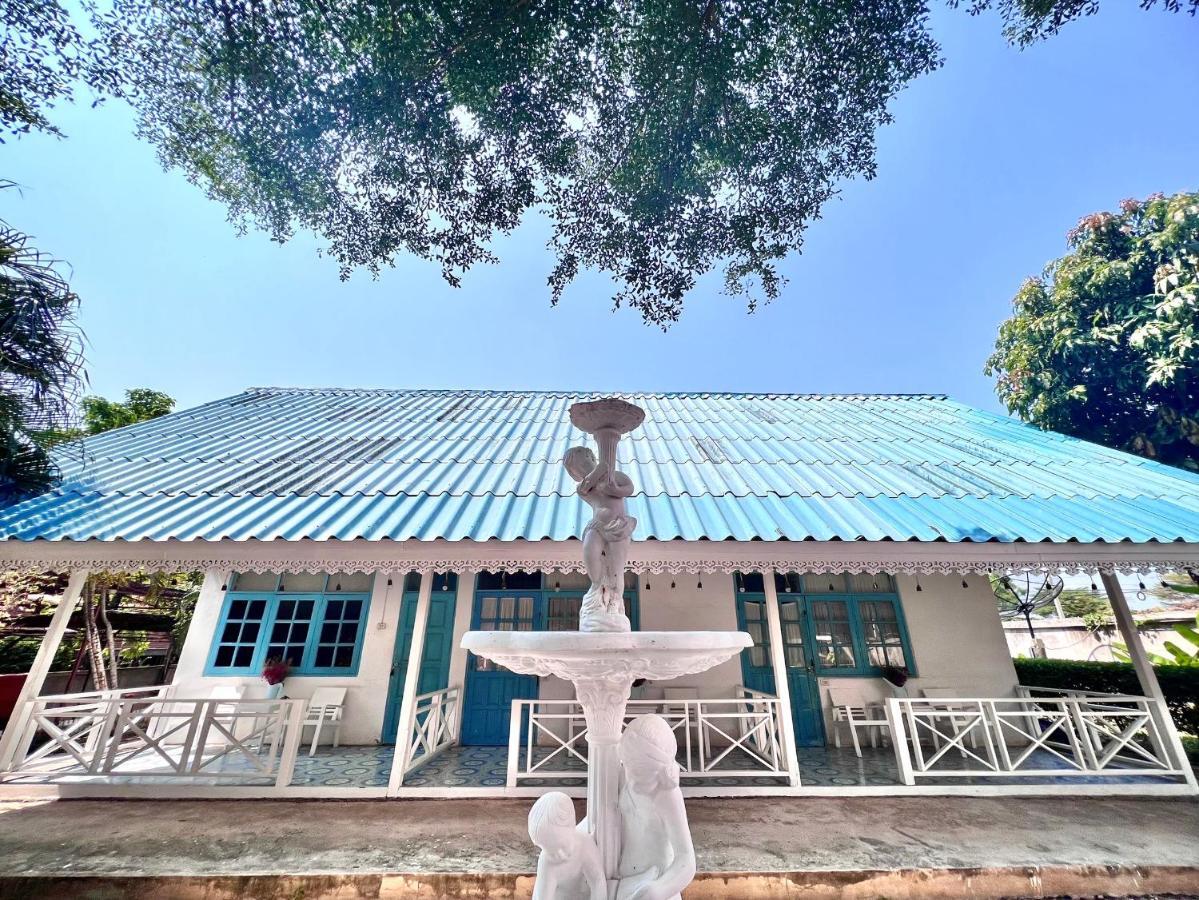 บ้านไทยไออุ่น Phra Nakhon Si Ayutthaya Exterior foto